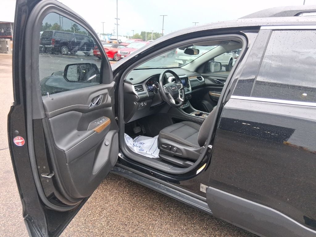 2020 GMC Acadia SLE