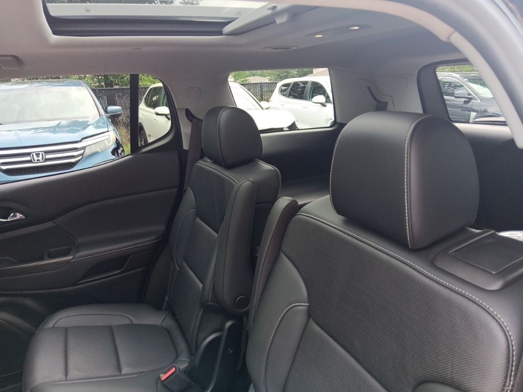2021 GMC Acadia SLT