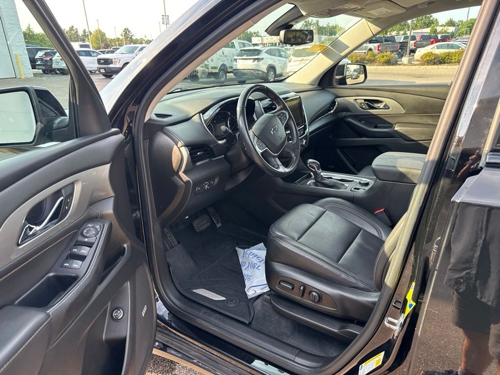 2021 Chevrolet Traverse RS