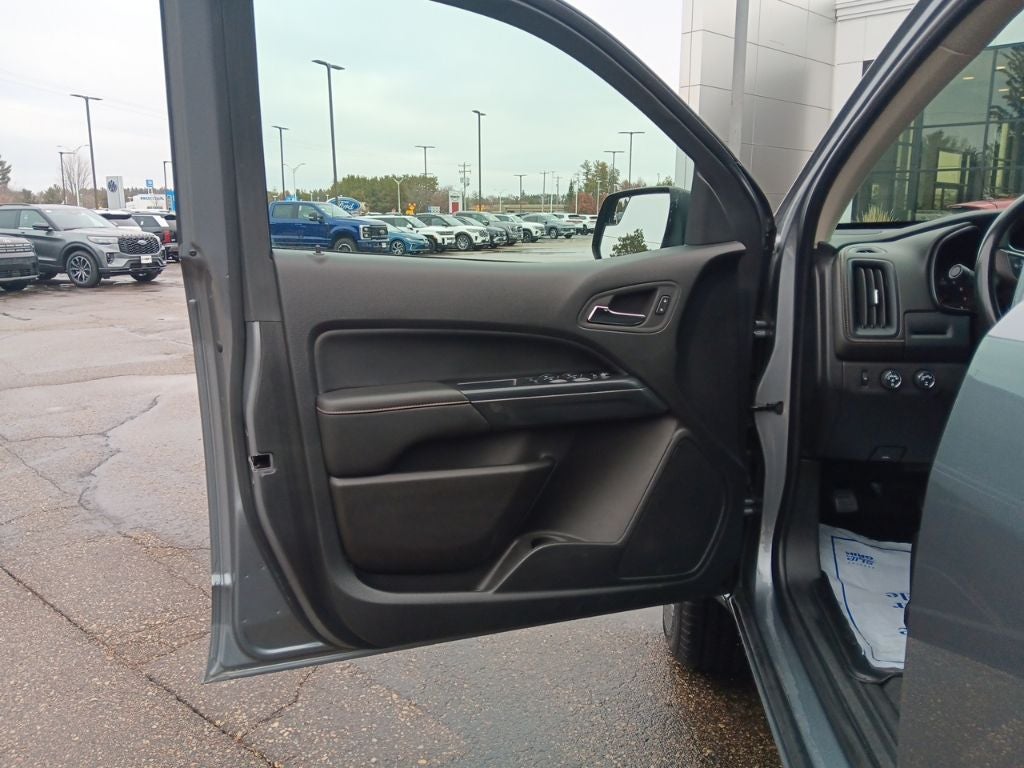 2022 GMC Canyon AT4 w/Cloth