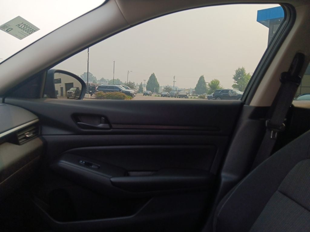 2024 Nissan Altima S - Photo 25