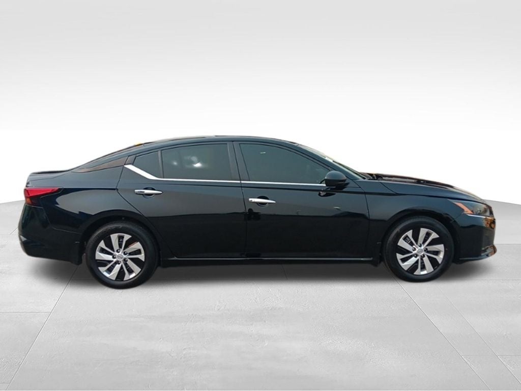 2024 Nissan Altima S - Photo 8