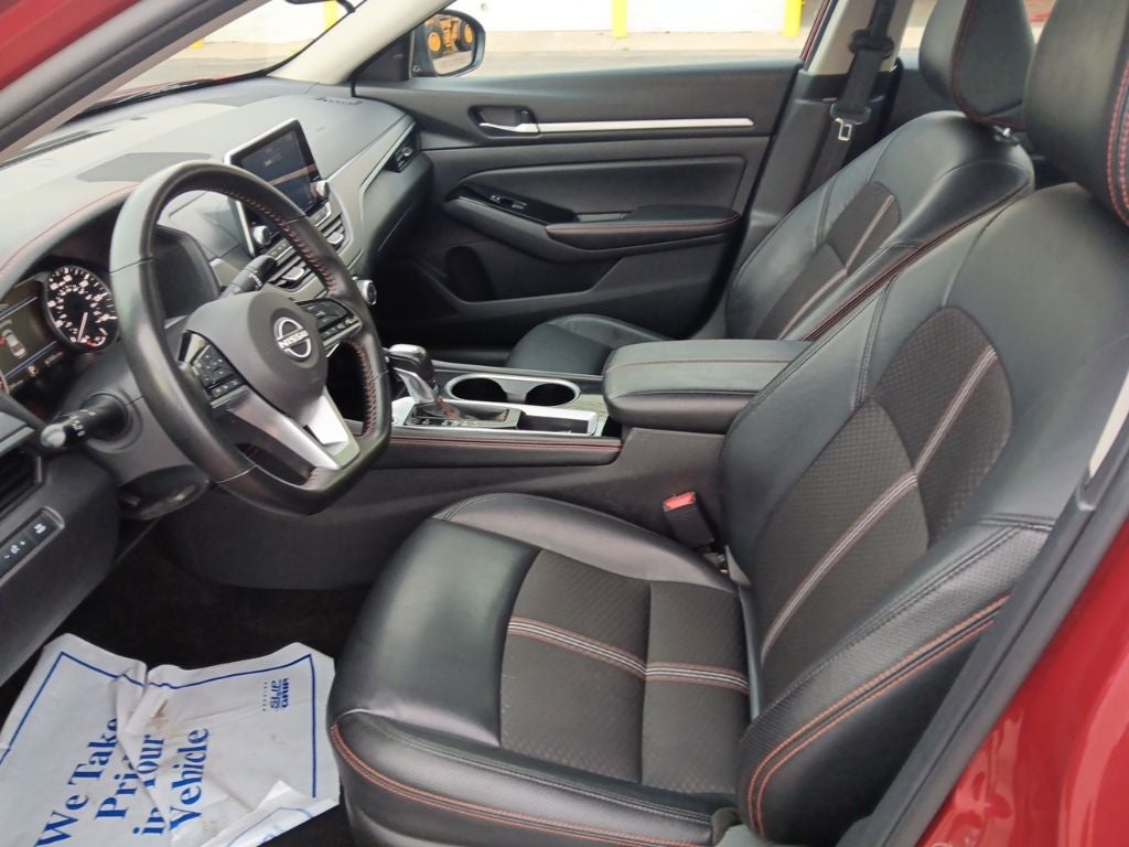 2025 Nissan Altima SR
