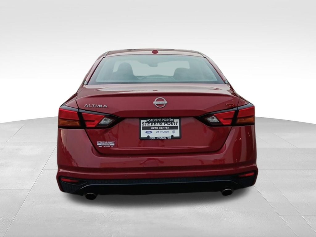 2025 Nissan Altima SR