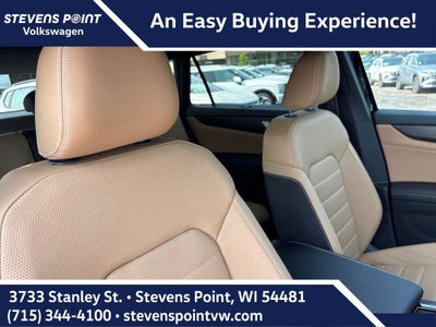 2026 Volkswagen Atlas Cross Sport 2.0T SEL R-Line Black