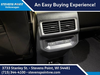 2026 Volkswagen Atlas Cross Sport 2.0T SEL Premium R-Line