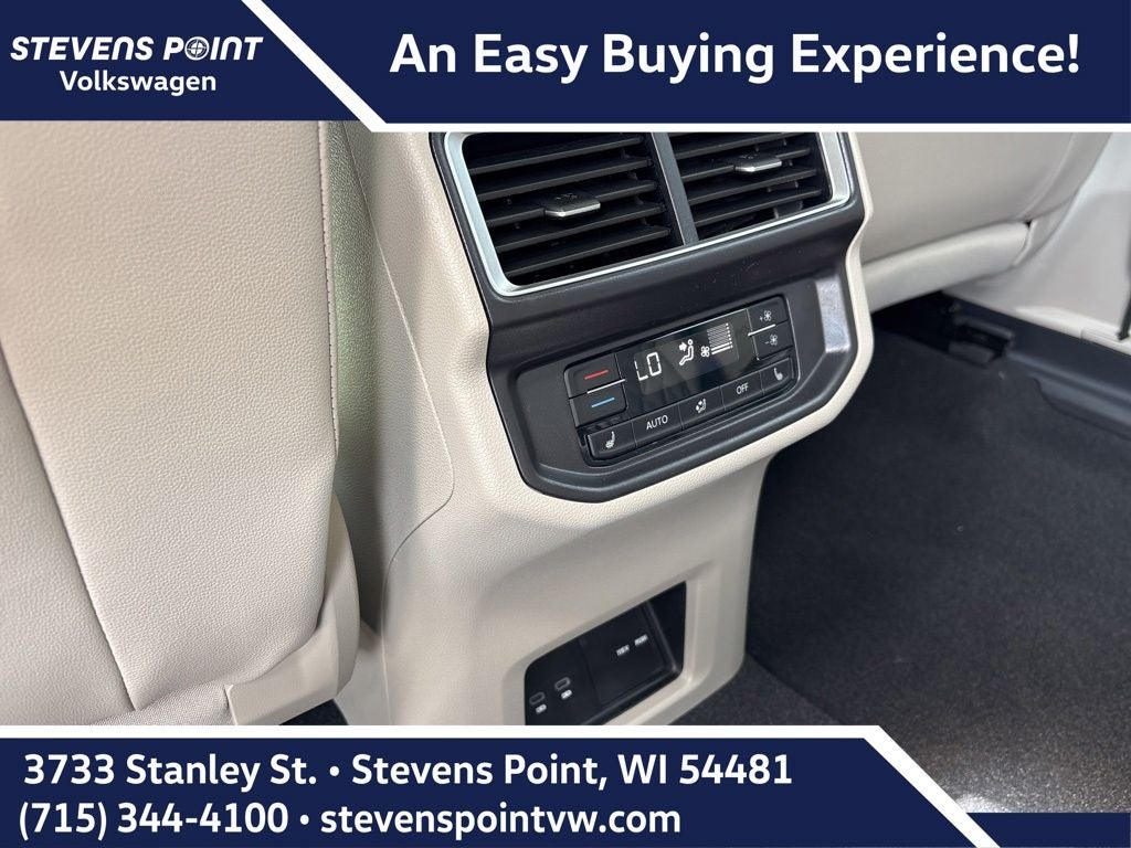 2026 Volkswagen Atlas Cross Sport 2.0T SE w/Technology