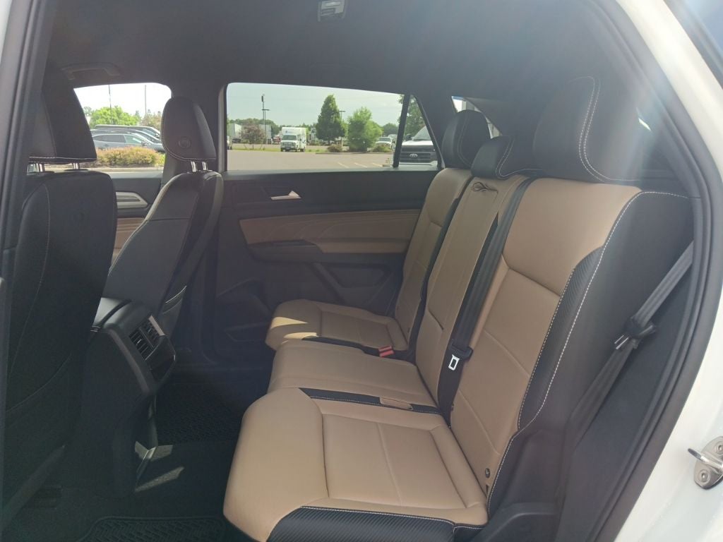 2022 Volkswagen Atlas Cross Sport 2.0T SE