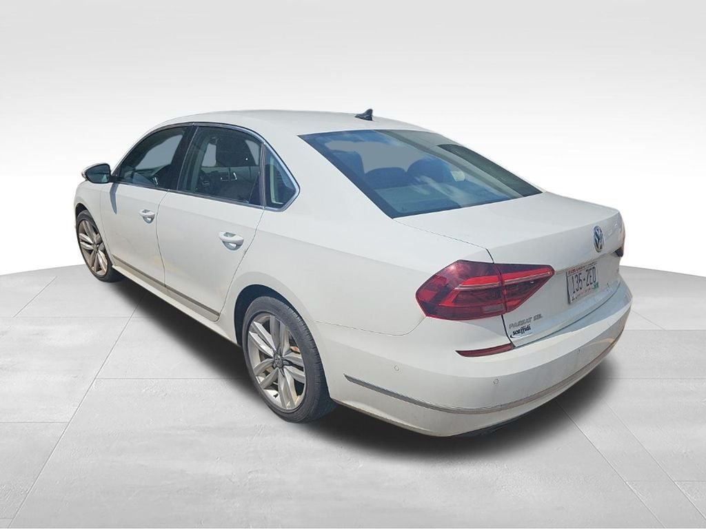 2017 Volkswagen Passat 1.8T SEL Premium