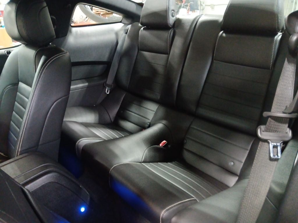 2012 Ford Mustang V6 Premium Manual