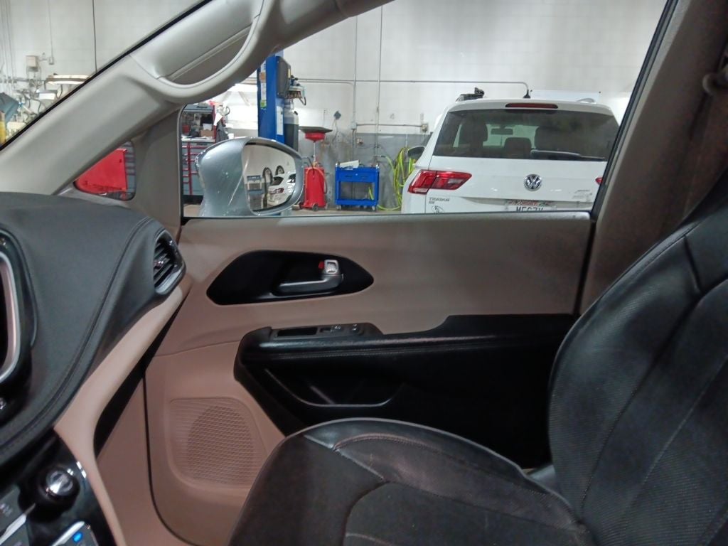 2020 Chrysler Pacifica Limited