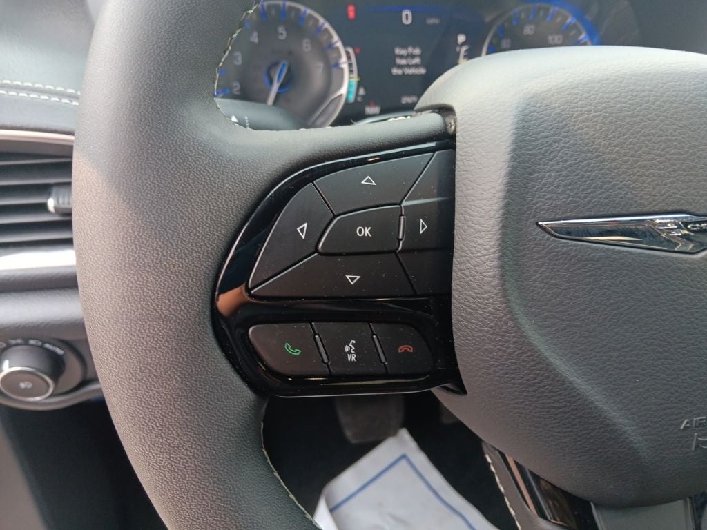 2025 Chrysler Pacifica Limited - Photo 17