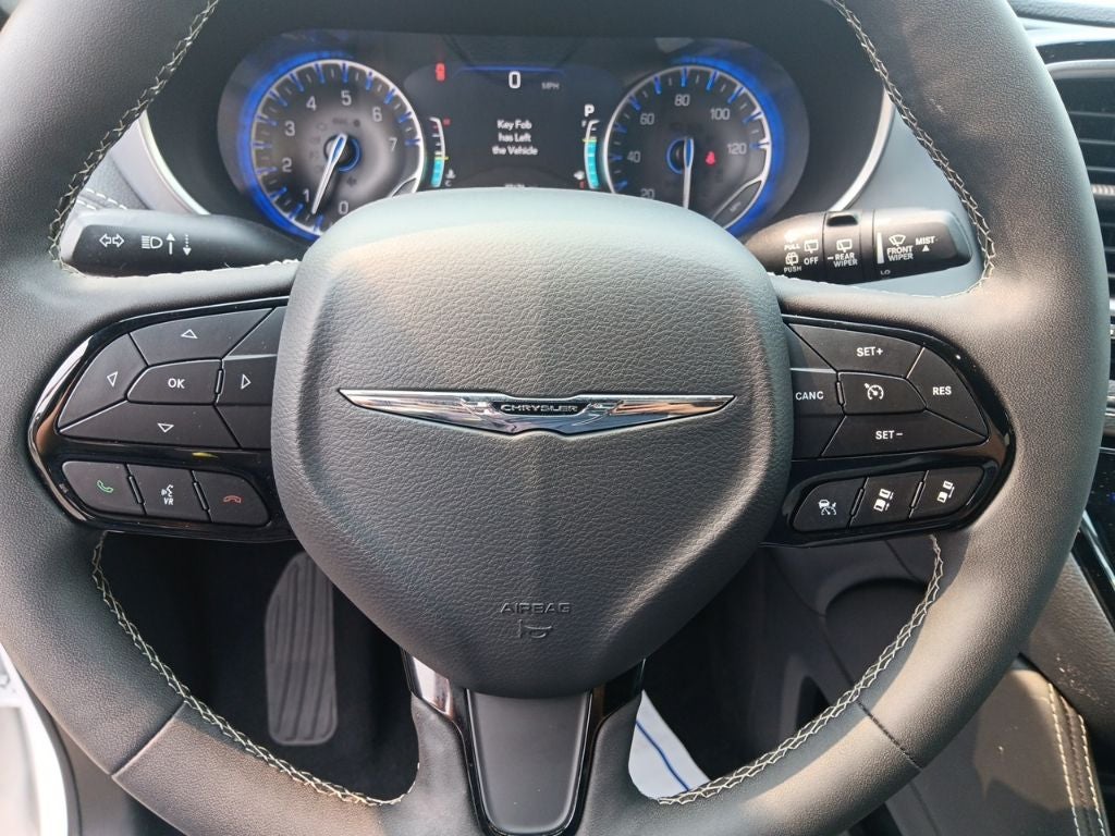2025 Chrysler Pacifica Limited - Photo 19