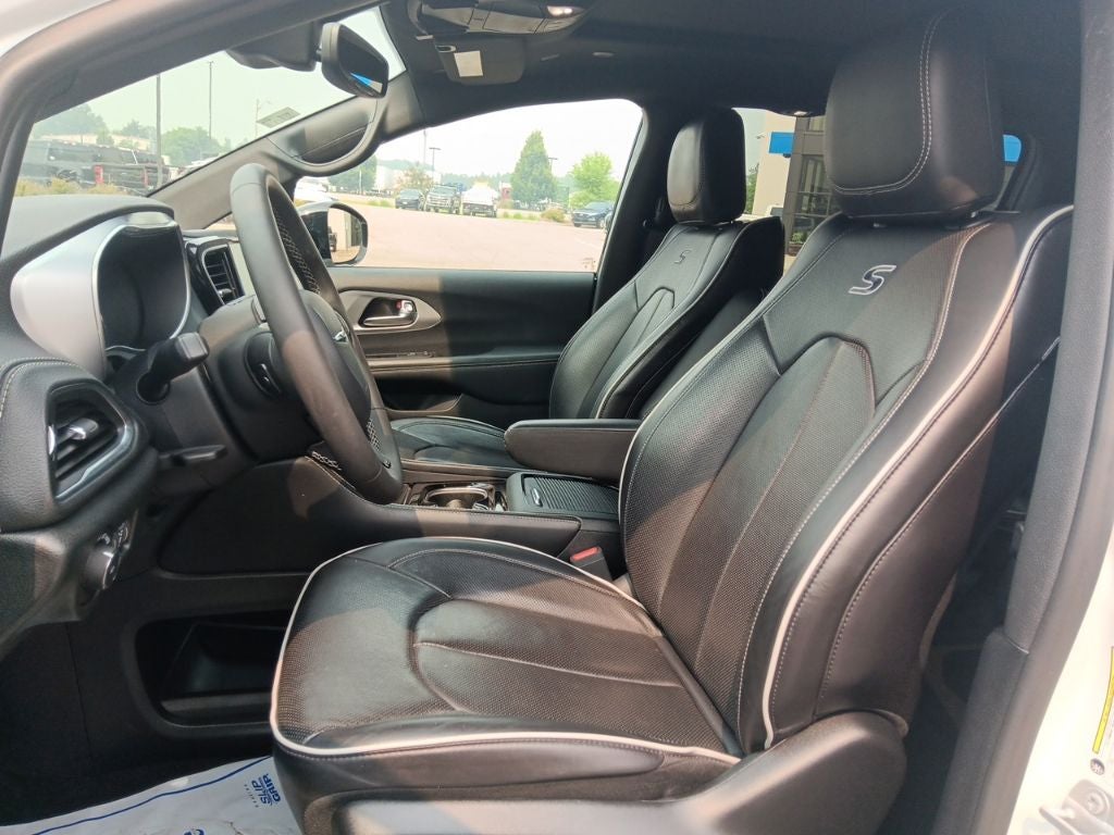 2025 Chrysler Pacifica Limited - Photo 28
