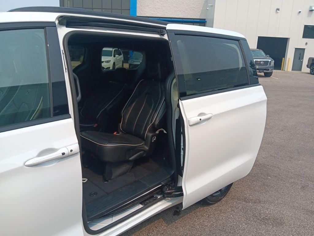 2025 Chrysler Pacifica Limited - Photo 29