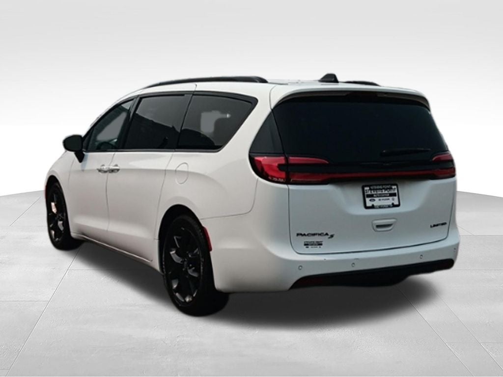 2025 Chrysler Pacifica Limited - Photo 5