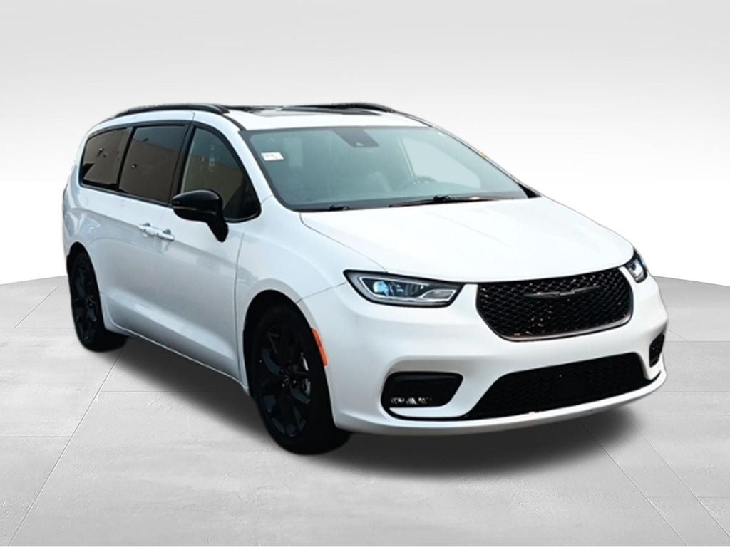 2025 Chrysler Pacifica Limited - Photo 9