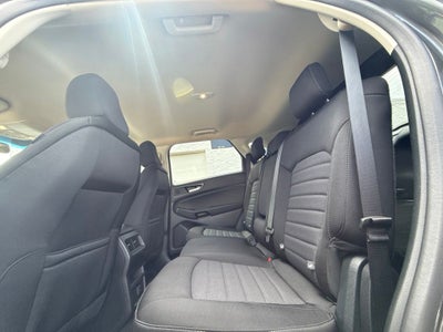 2020 Ford Edge SE