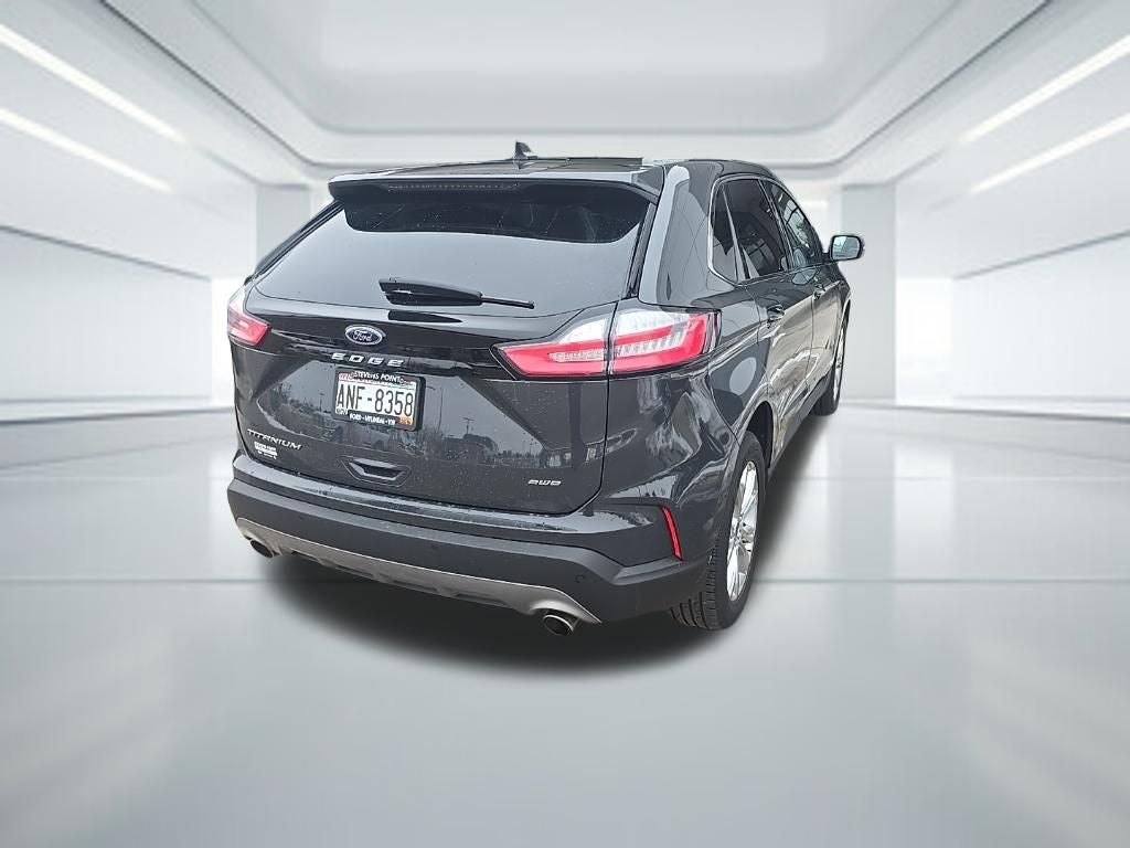 2021 Ford Edge Titanium
