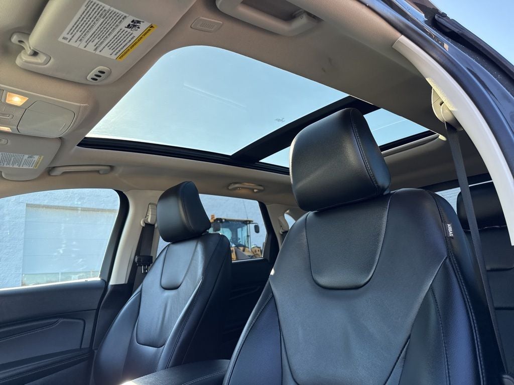 2021 Ford Edge Titanium