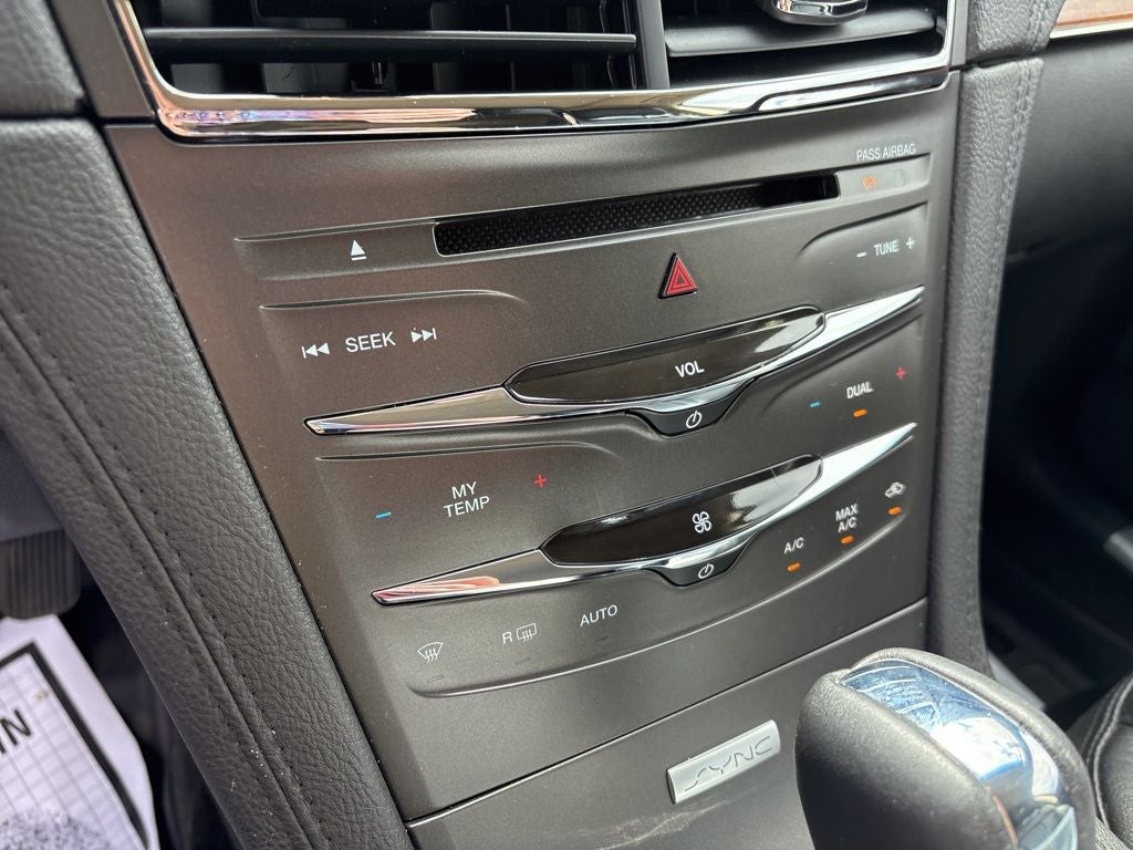 2018 Lincoln MKT Reserve