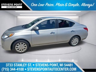 2012 Nissan Versa 1.6 SV
