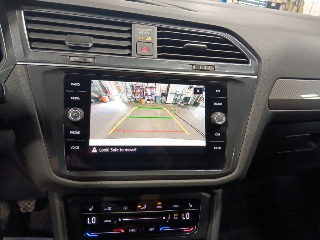 2022 Volkswagen Tiguan SE - Photo 22