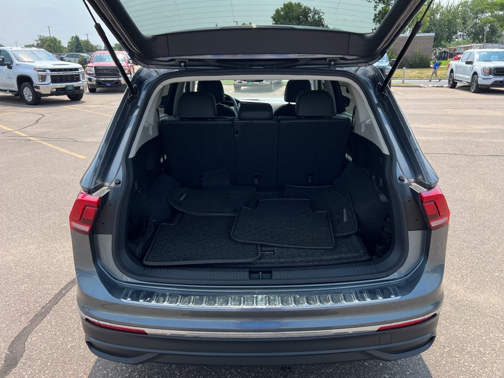 2022 Volkswagen Tiguan SE