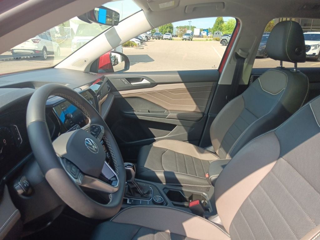 2024 Volkswagen Taos SEL - Photo 12