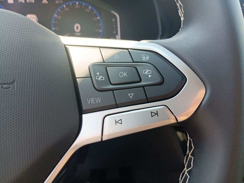 2024 Volkswagen Taos SEL - Photo 16