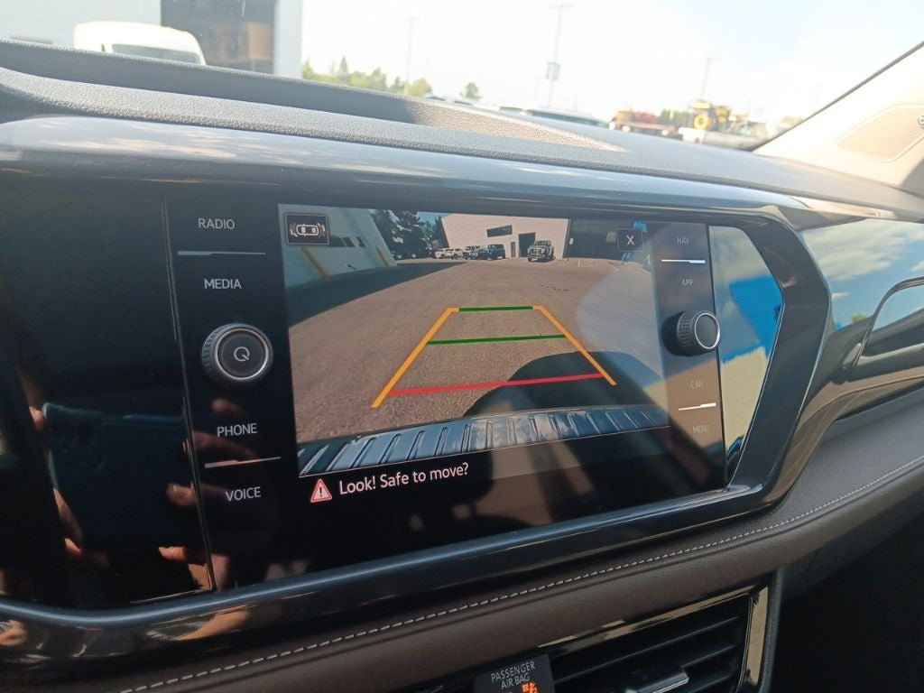 2024 Volkswagen Taos SEL - Photo 20