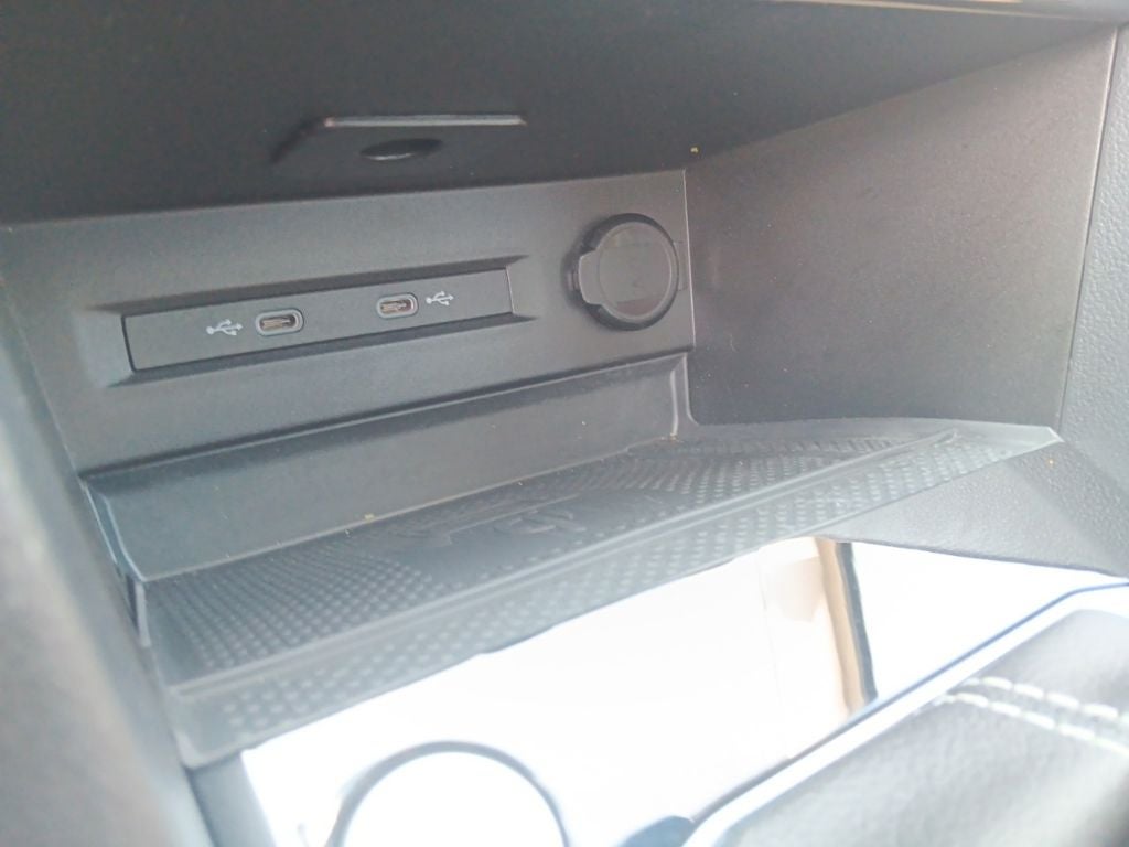 2024 Volkswagen Taos SEL - Photo 22
