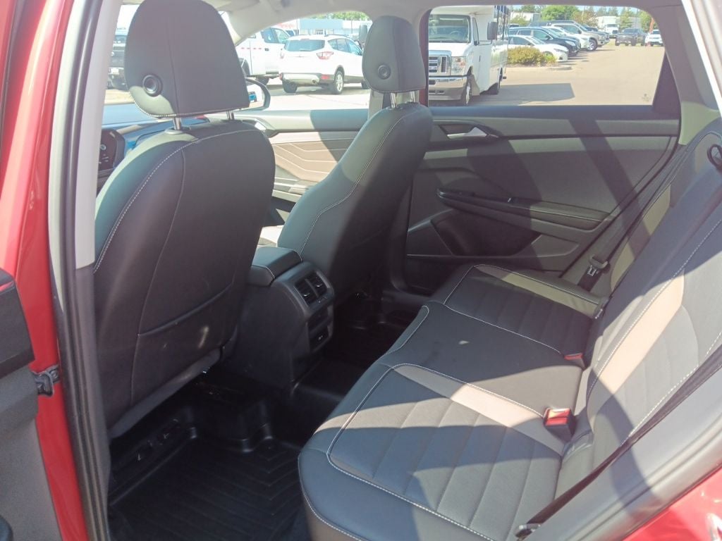 2024 Volkswagen Taos SEL - Photo 25
