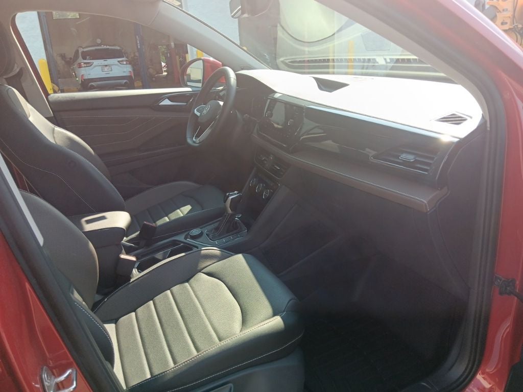 2024 Volkswagen Taos SEL - Photo 33