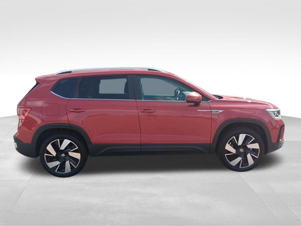 2024 Volkswagen Taos SEL - Photo 7