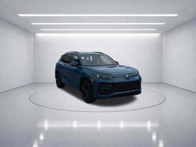 2025 Volkswagen Tiguan 2.0T SE R-Line Black