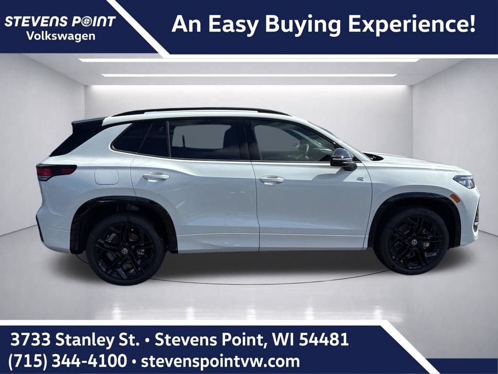 2026 Volkswagen Tiguan SE R-Line Black