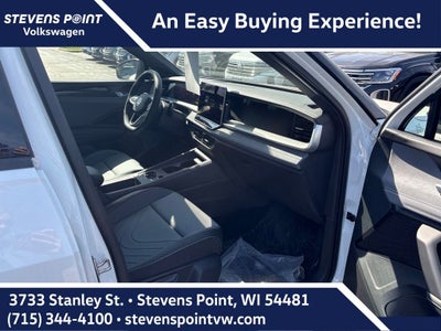 2026 Volkswagen Tiguan SE R-Line Black