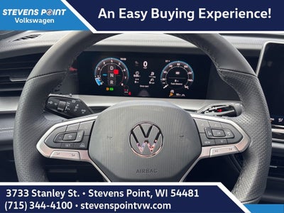 2026 Volkswagen Tiguan 2.0T SE R-Line Black