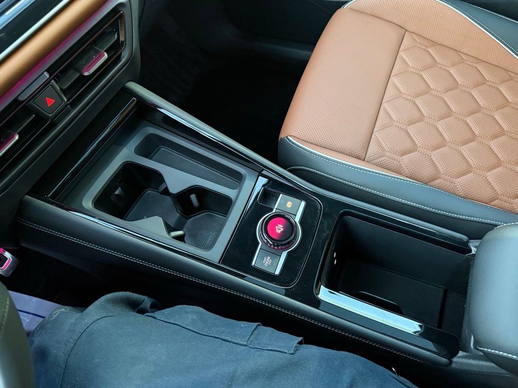 2025 Volkswagen Tiguan 2.0T SEL R-Line