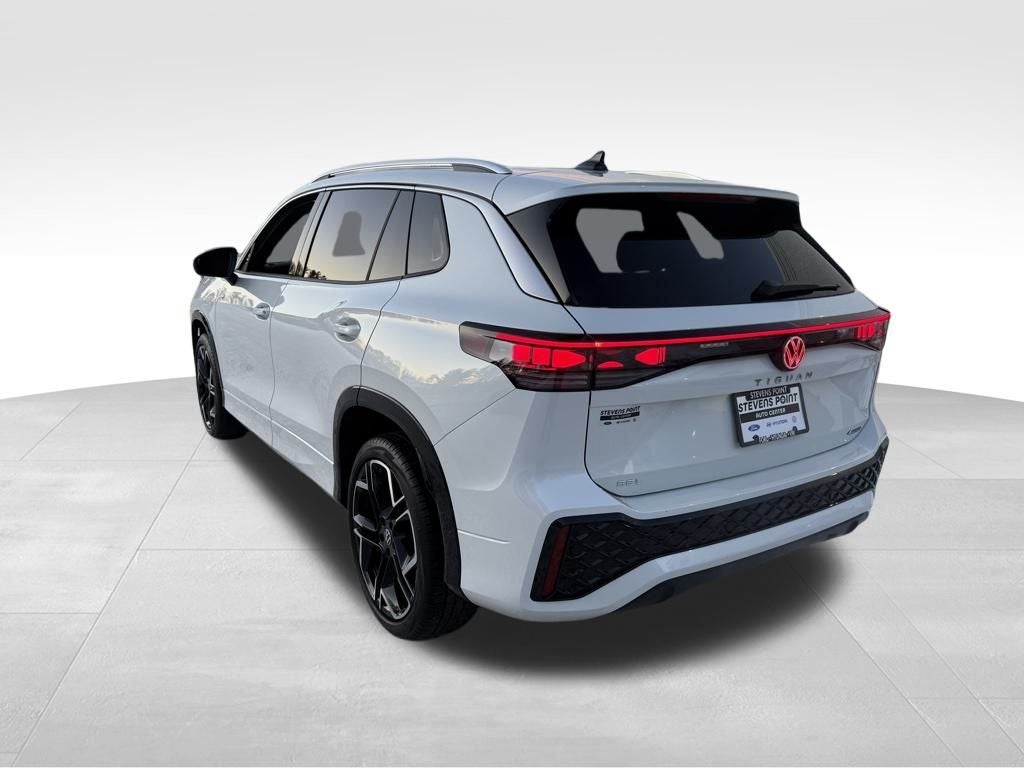 2025 Volkswagen Tiguan 2.0T SEL R-Line