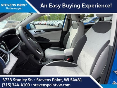 2025 Volkswagen Taos 1.5T SE