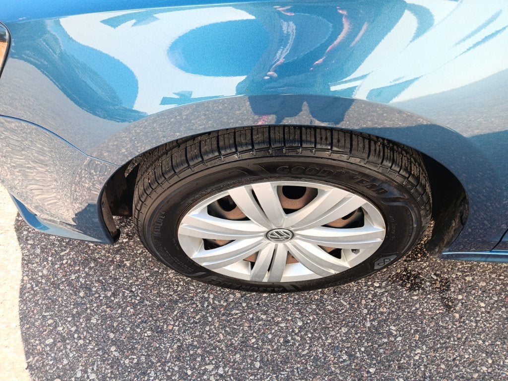 2017 Volkswagen Jetta S - Photo 11