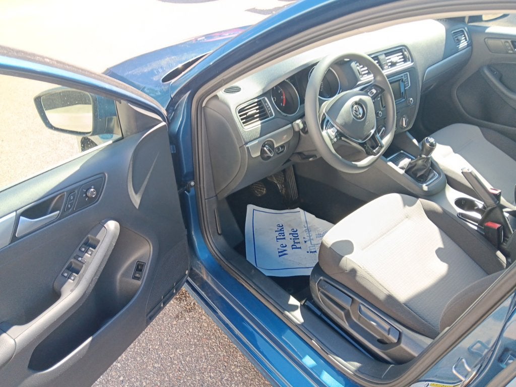 2017 Volkswagen Jetta S - Photo 12