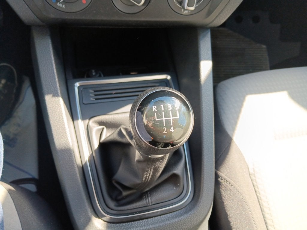 2017 Volkswagen Jetta S - Photo 23