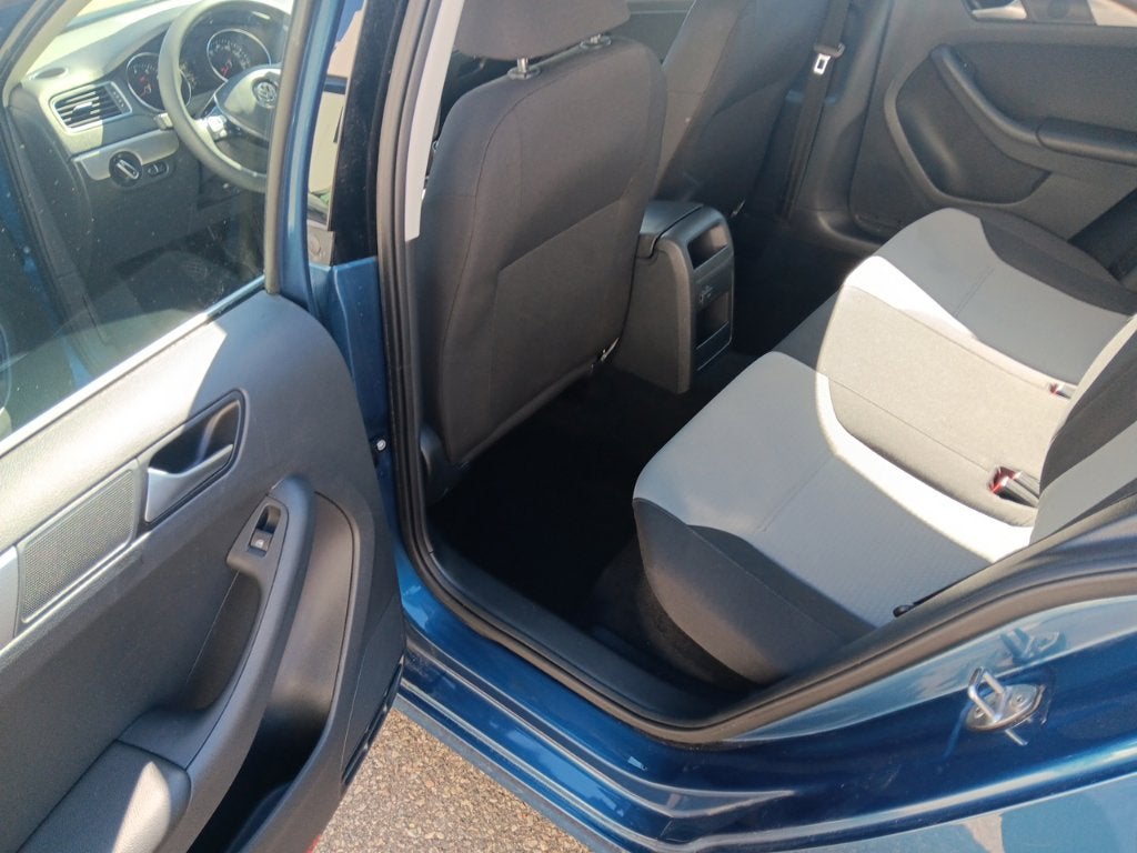 2017 Volkswagen Jetta S - Photo 28