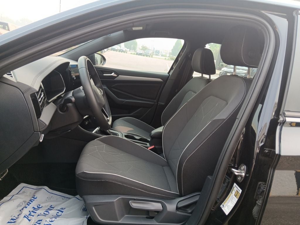 2026 Volkswagen Jetta Sport - Photo 27