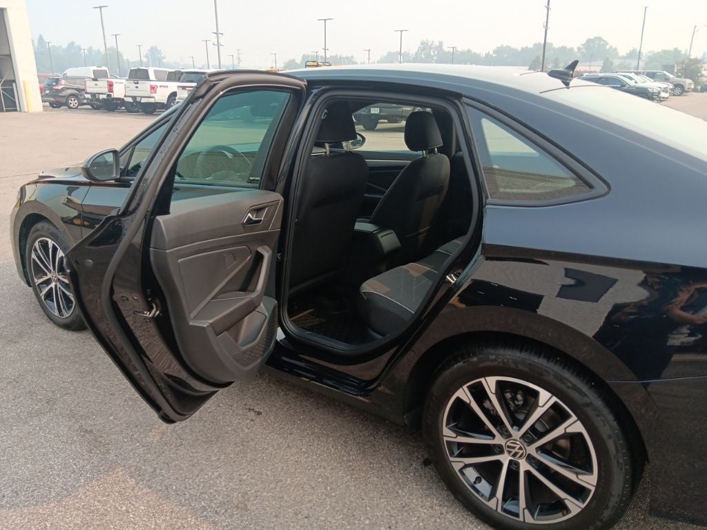 2026 Volkswagen Jetta Sport - Photo 28