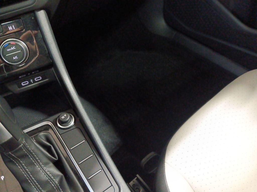 2021 Volkswagen Jetta R-Line