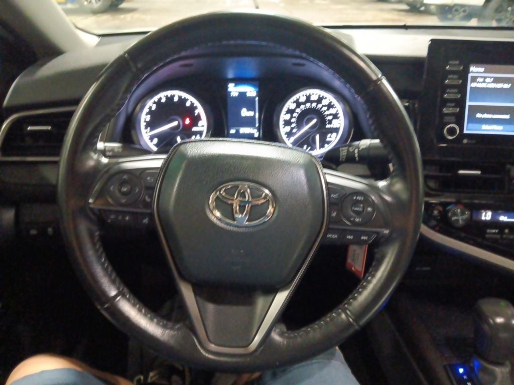 2022 Toyota Camry SE - Photo 15